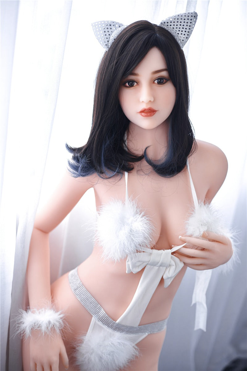 C-Cup TPE Life Like Sex Doll 163cm Amy